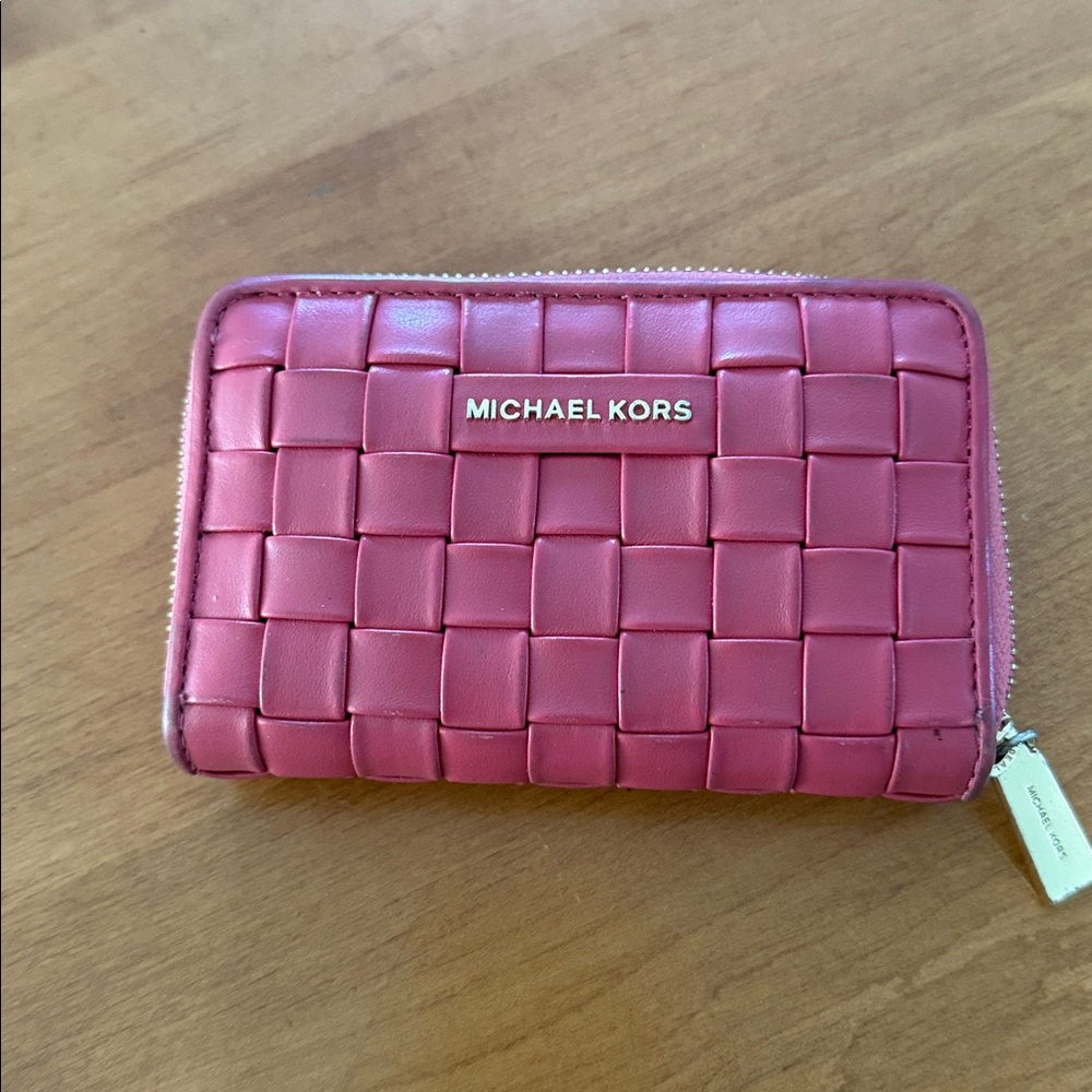 LAST CHANCE Michael Kors Pink Woven Leather Wallet